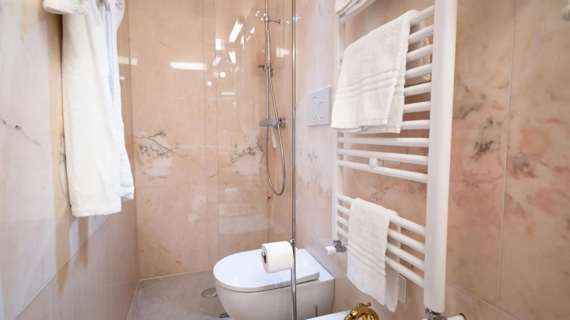 Lemon House Apartment Venice 0*,  Italy